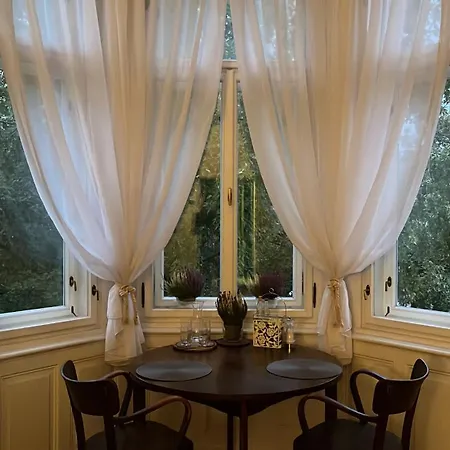 Retro Apartment In Прага Екстер'єр фото